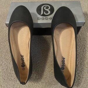 Babe Almond Toe Flats-Black-Size 7 New in Box